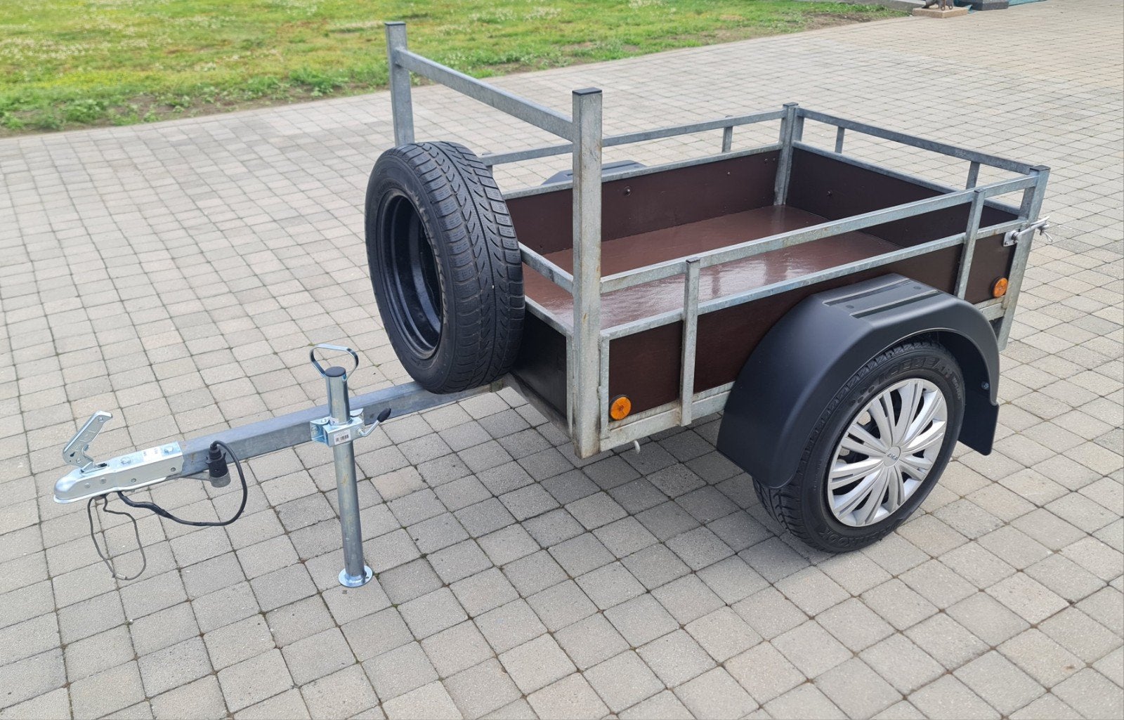 Aanhangwagen, Enlèvement ou Envoi, Utilisé