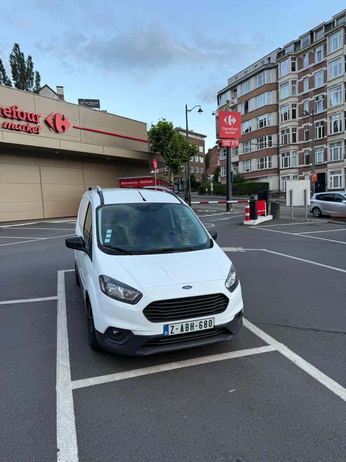 Ford transit courier 1.5 euro 6, Autos, Achat, Euro 6, Boîte manuelle, Diesel