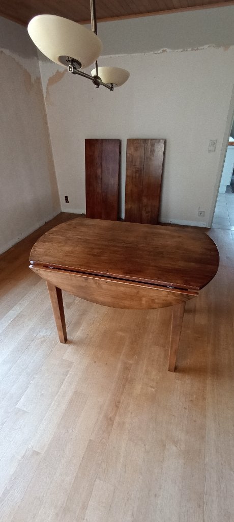 Table ronde, Maison & Meubles, Enlèvement