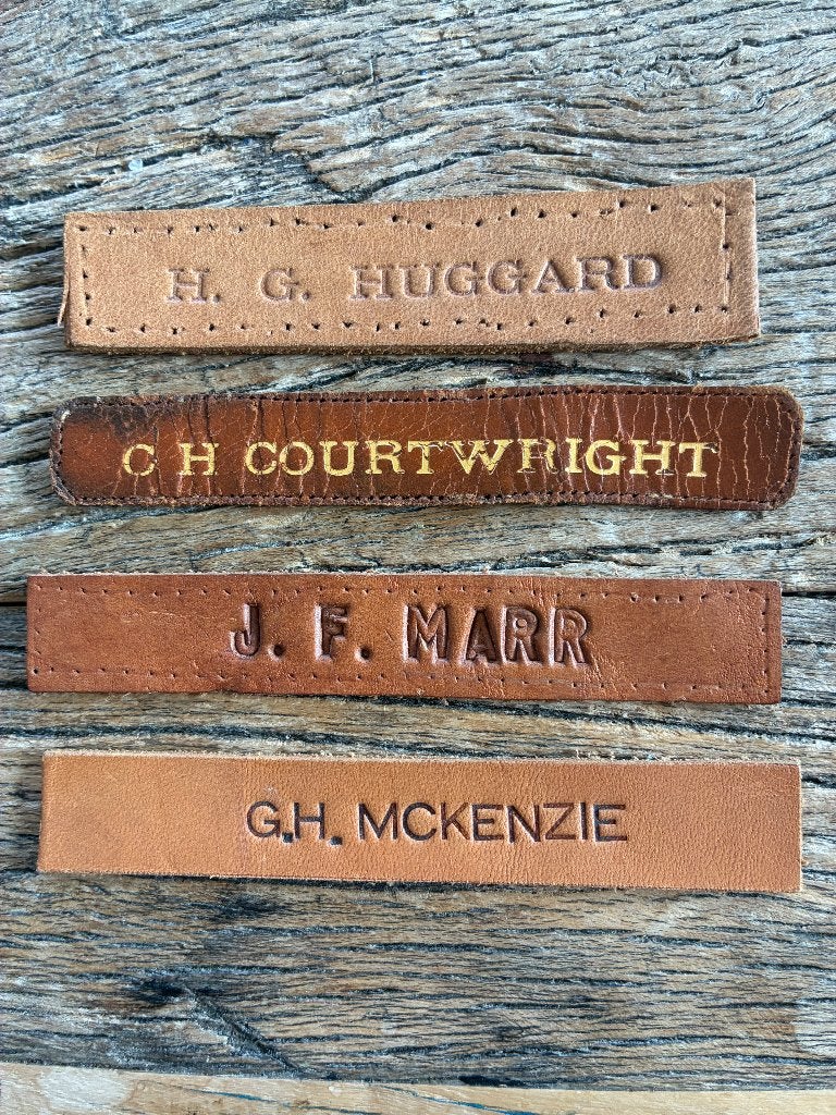 4 name tag cuir US-USAAF, Enlèvement ou Envoi, Armée de l'air, Emblème ou Badge
