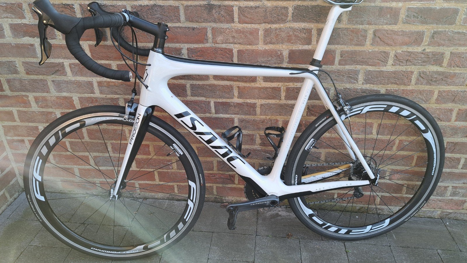 Vélo de route Isaac Proton, Vélos & Vélomoteurs, Vélos | Vélos de course, Carbone, Enlèvement