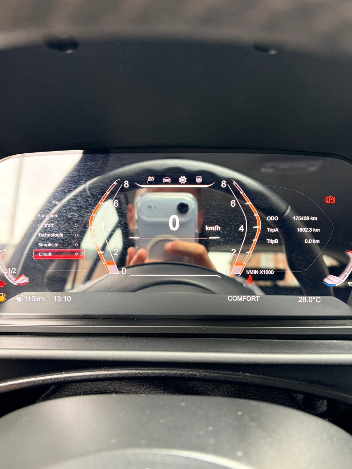 Virtual cockpit bmw F20, Enlèvement, BMW
