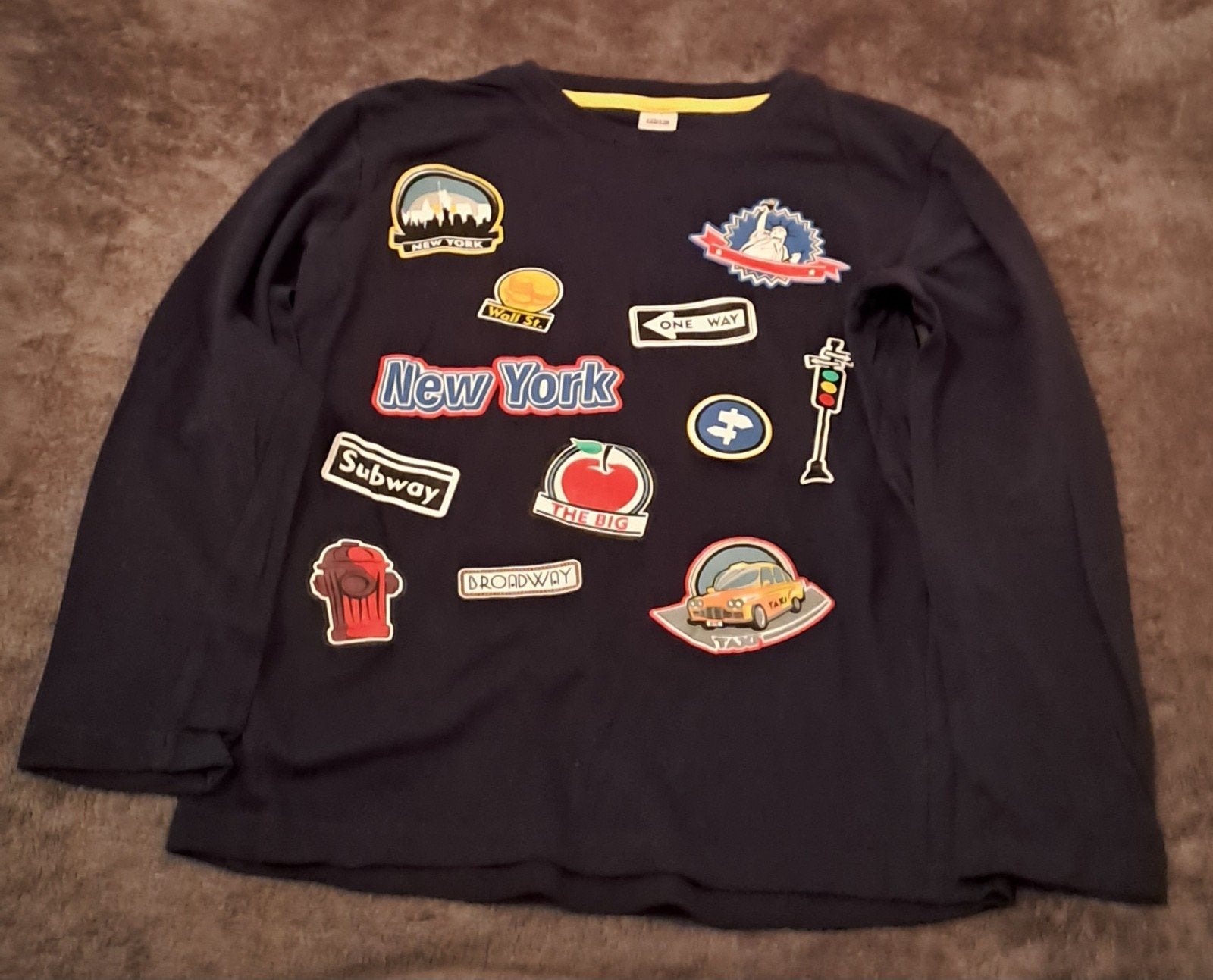 ■︎ T-shirt met lange mouwen ( Maat 122-128), Kinderen en Baby's, Ophalen of Verzenden, Zo goed als nieuw, Jongen, Shirt of Longsleeve