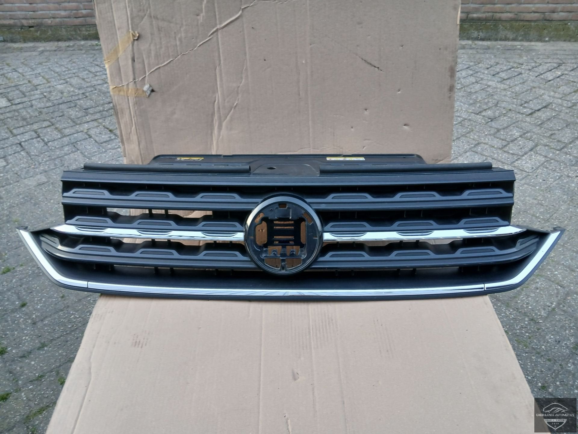 Calandre d'origine pour VW T-Cross 2018-2023 ! R f rence : 2, Volkswagen, Volkswagen AG, Vw@volkswagen.de, Utilisé