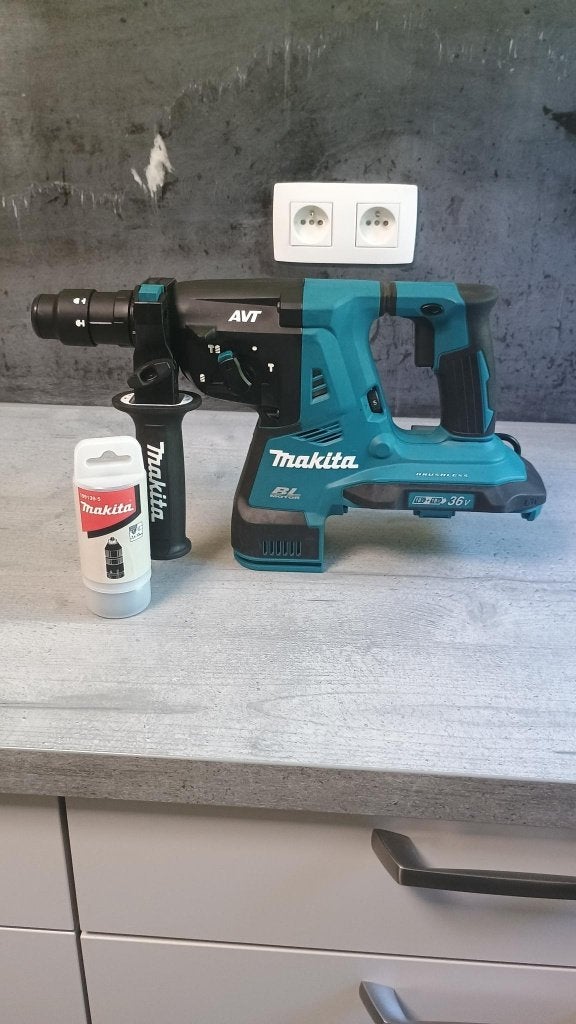 MAKITA DHR281Z  Perfo-burineur SDS-PLUS LXT, Enlèvement ou Envoi, Neuf