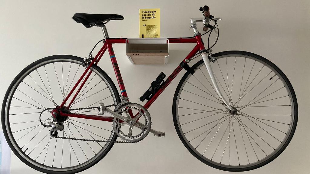Support mural vélo Parax, Vélos & Vélomoteurs, Accessoires vélo | Outils de vélo, Comme neuf, Autres outils, Enlèvement ou Envoi