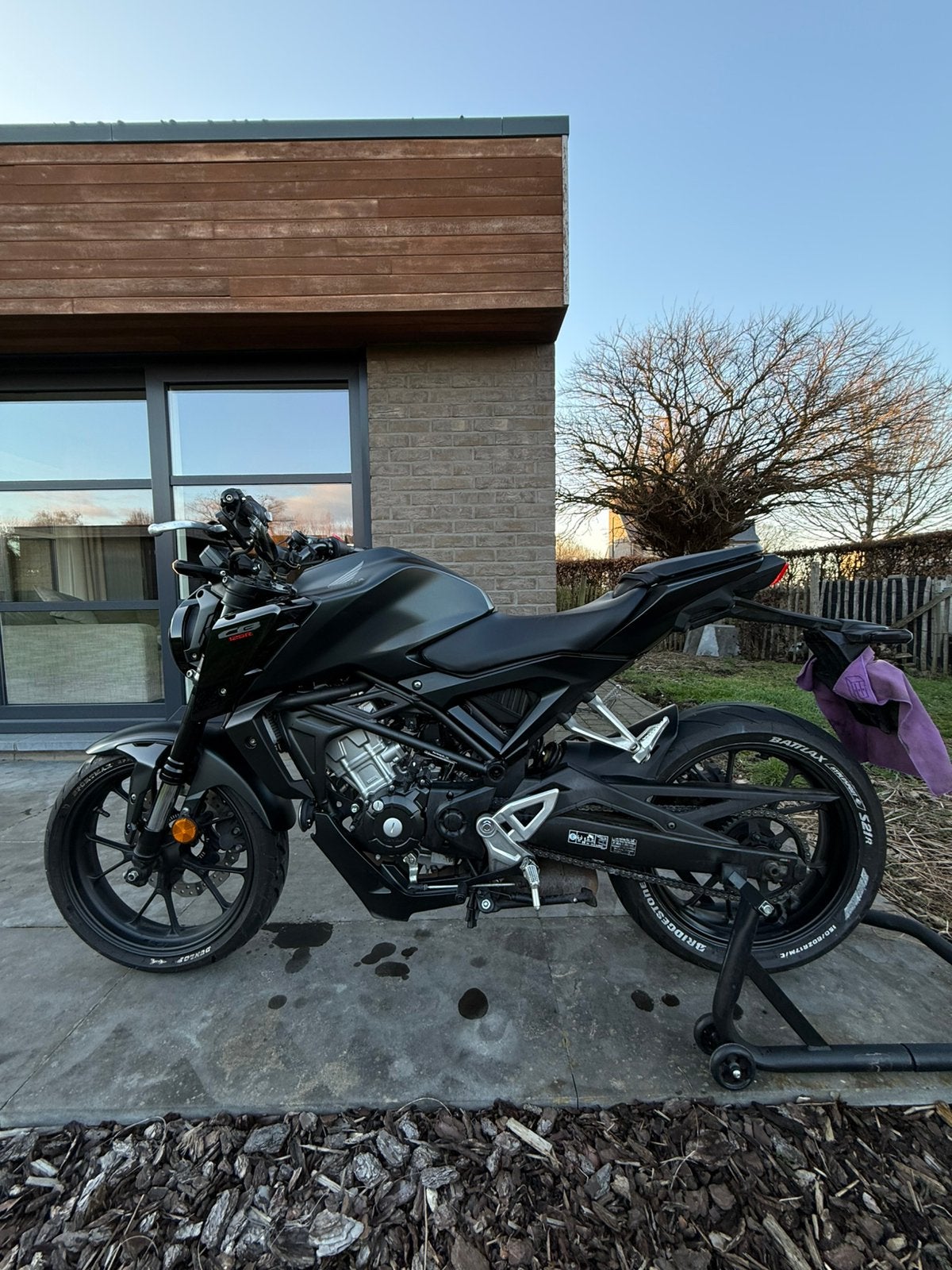 Honda CB125r, Motos, Occasion, Permis Moto A1 minimum, ABS, 1 cylindre