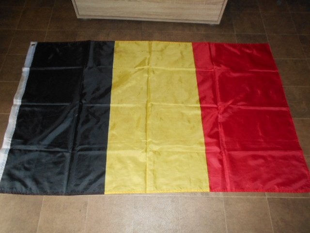 Vlaggen België / 5 € 't stuk / 3 voor 10 €, Ophalen of Verzenden