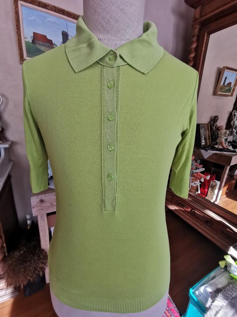 Als nieuw heel mooie dames polo van Xandres, Ophalen, Maat 38/40 (M)