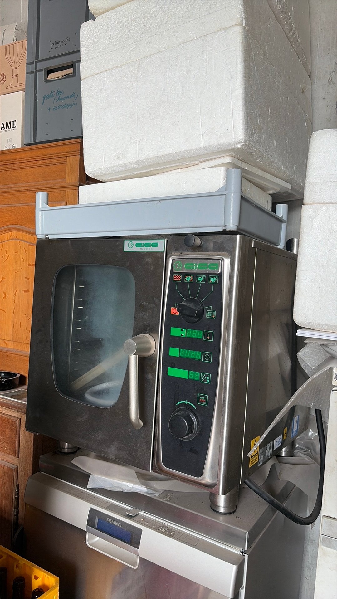 Combi steamer 400v - ventilator motor te vervangen, Articles professionnels, Horeca | Équipement de cuisine, Enlèvement