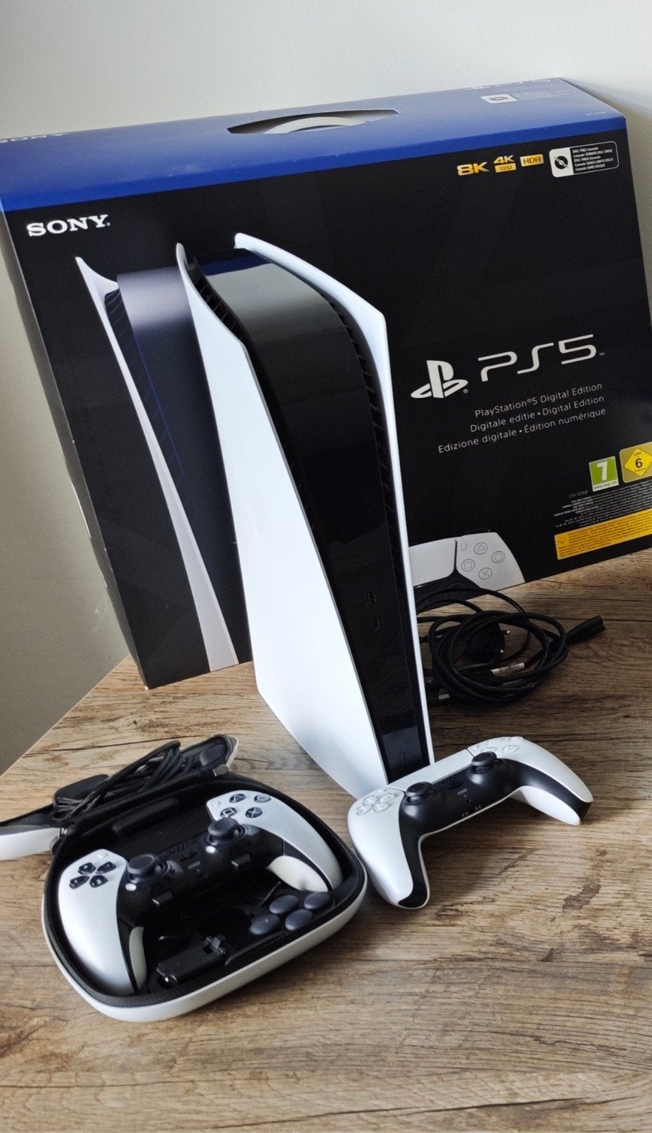Ps5 digital edition, Games en Spelcomputers, Spelcomputers | Sony PlayStation 5, Ophalen