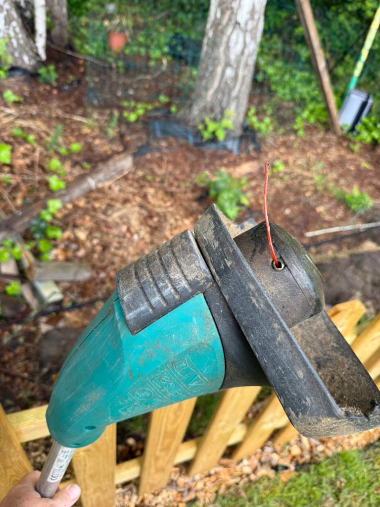 Grastrimmer Bosch 25 gsav, Tuin en Terras, Ophalen, Zo goed als nieuw