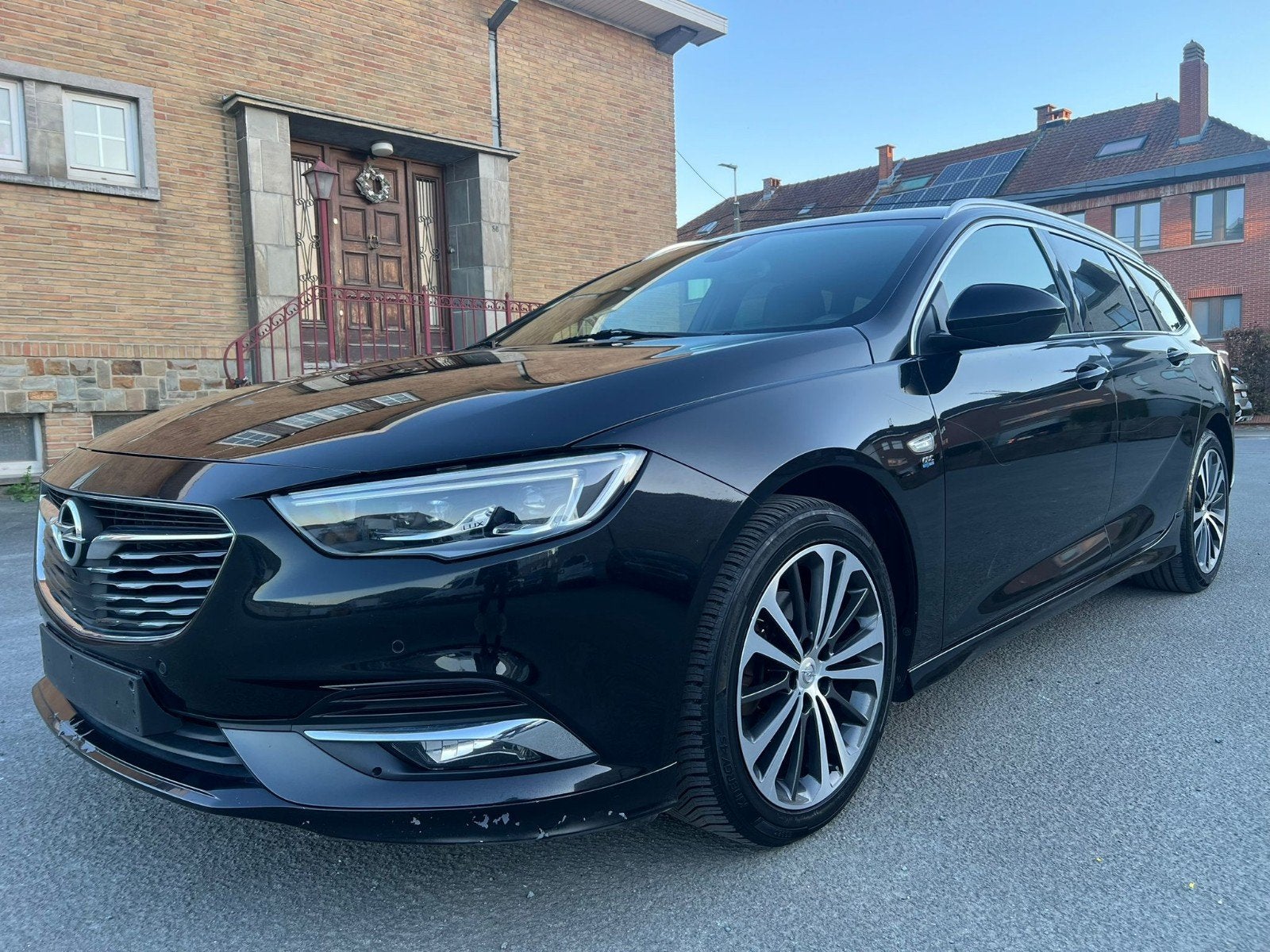 OPEL INSIGNIA 1.6 CDTI EURO6B AUTOMATISCHE TRANSMISSIE, 4 cilinders, Zwart, Leder, Bedrijf