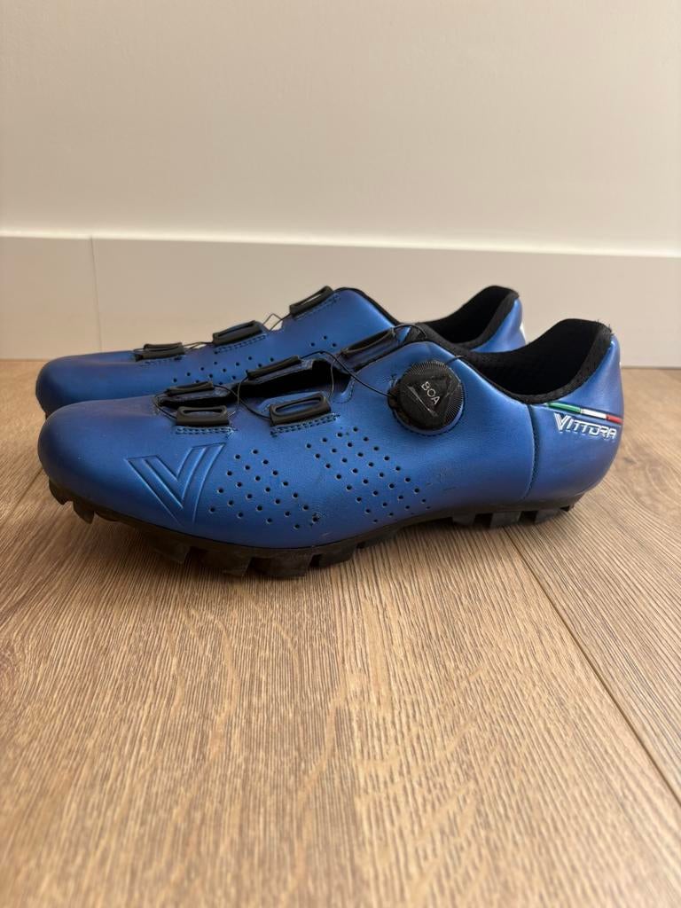Vittoria Alise Mtb schoenen maat 43 + Shimano pedalen, Enlèvement, Utilisé, Chaussures