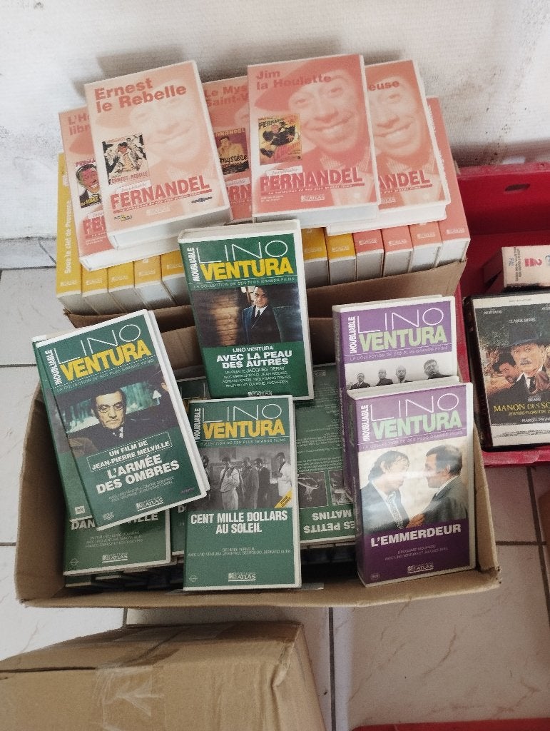 Lot de +/- 250 cassettes VHS, CD & DVD, Enlèvement, Utilisé, Français, VHS
