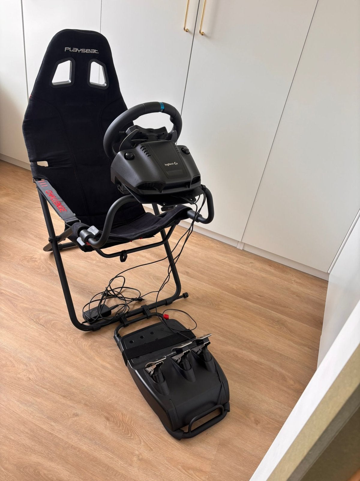 Play seat met stuur en pedalen, Games en Spelcomputers, Spelcomputers | Sony Consoles | Accessoires, Ophalen, Gebruikt, Playseat of Racestoel