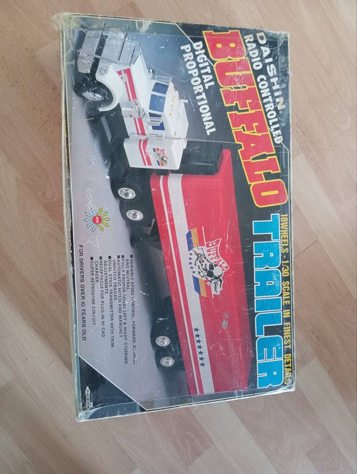 vieux jouet télécommandé, Enlèvement, Camion