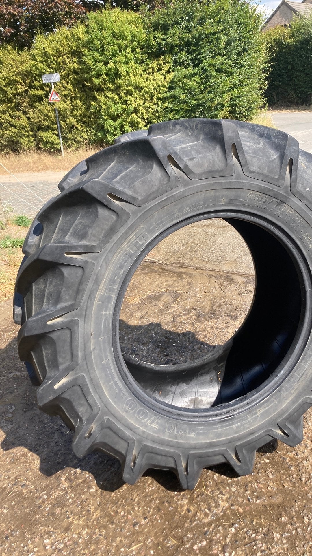 pneus agricoles Pirelli 460/70 R28, Ophalen