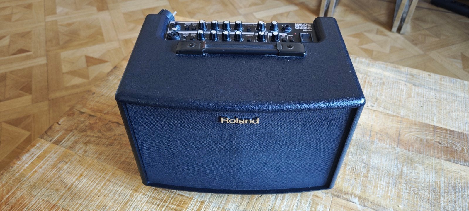 Roland AC-60 Acoustic Chorus – état neuf + housse Roland, Musique & Instruments, Enlèvement, Guitare