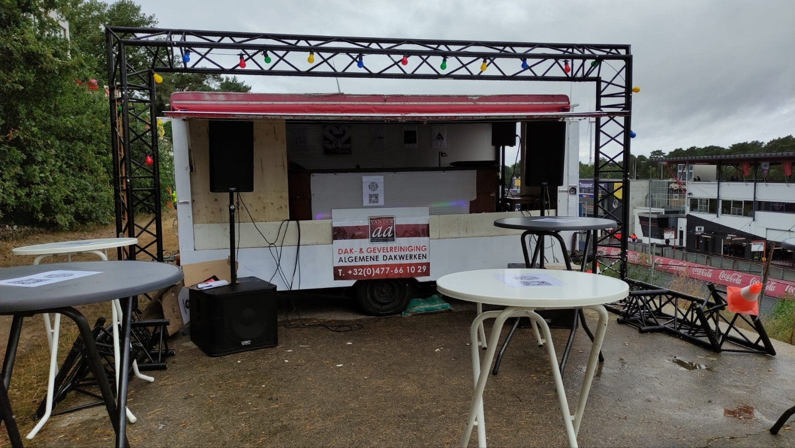 Complete mobiele DJ-booth + Pioneer CDJ-2000 Nexus installat, Enlèvement, Utilisé, DJ-Set, Pioneer