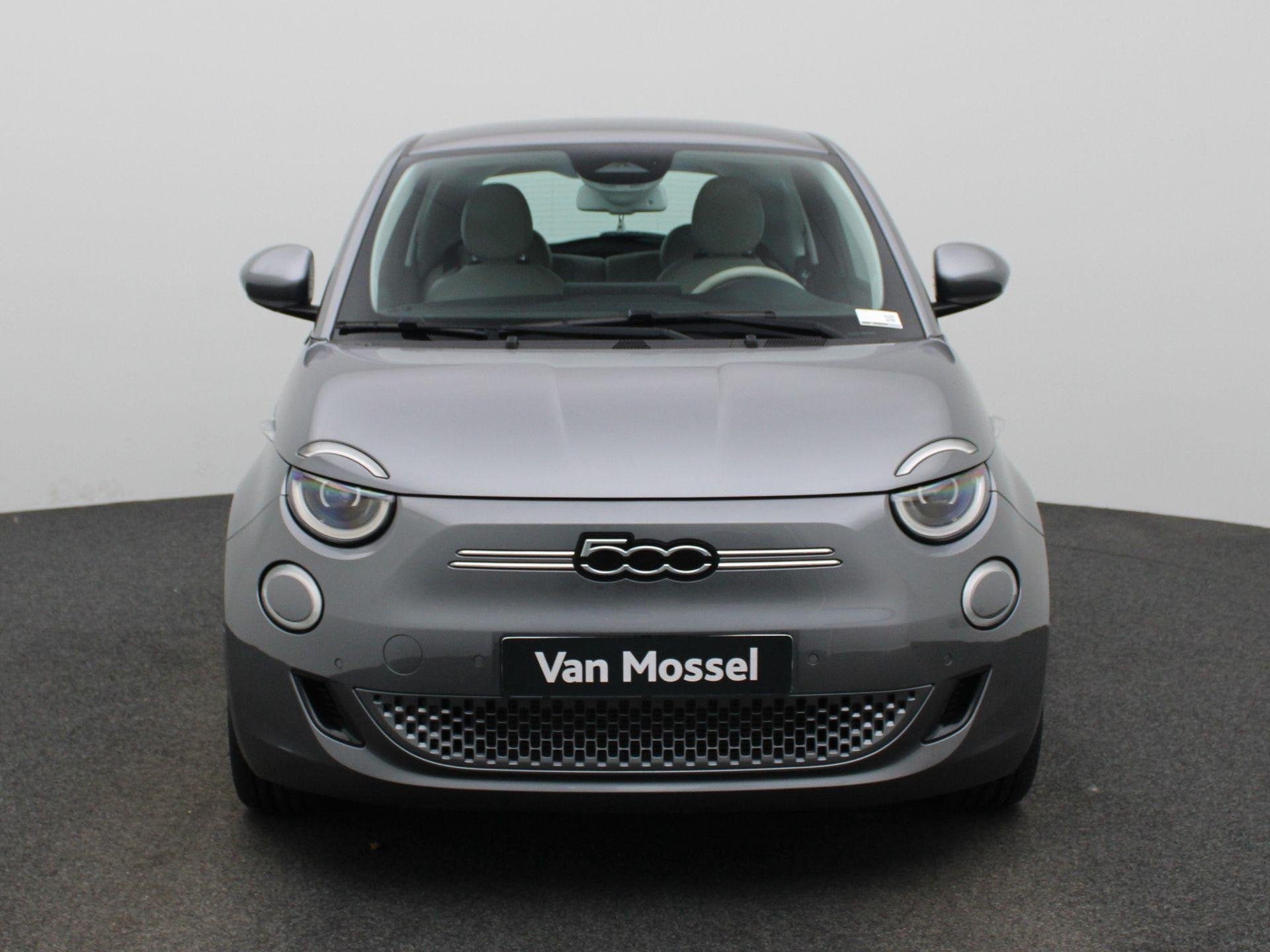 Fiat 500e 500e 42 kWh La Prima by Bocelli, Auto's, Fiat, 4 zetels, 1365 kg, https://public.car-pass.be/vhr/b33617a4-e429-45c6-8d3c-dbb43e20bcdd