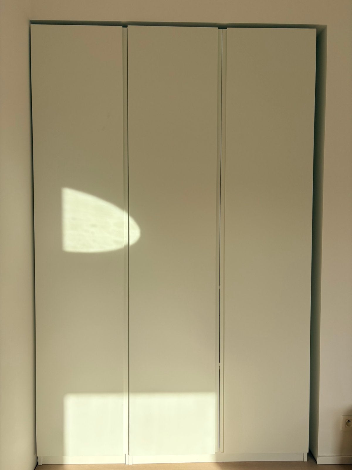 Armoire IKEA PAX blanche – 150  58  236 cm, Maison & Meubles, Armoires | Penderies & Garde-robes, Avec porte(s), 150 à 200 cm