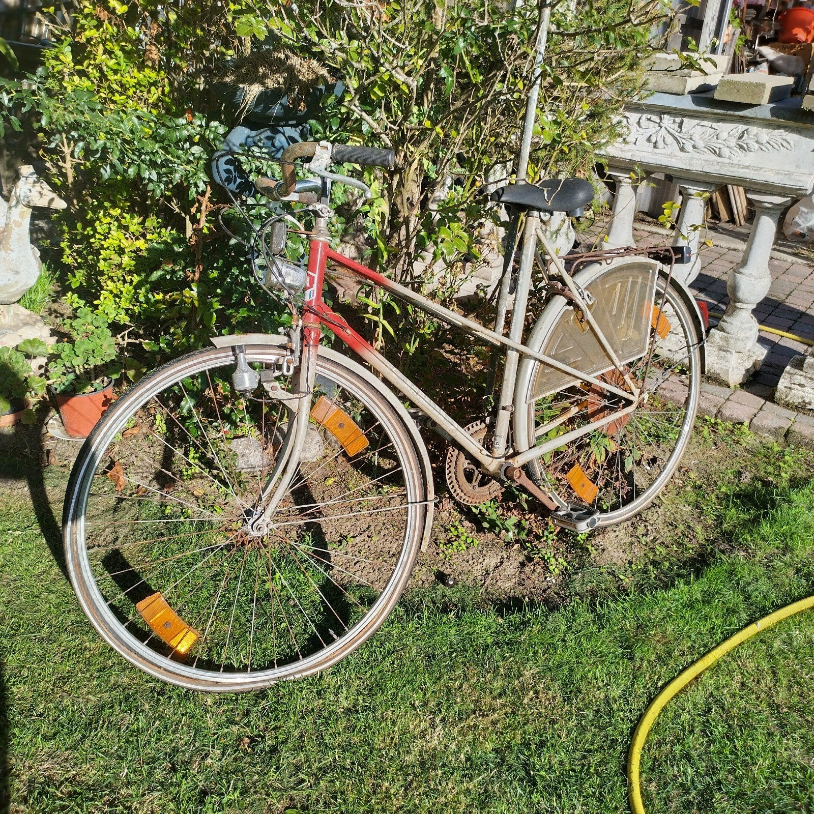 Leuke vintage damesfiets, Ophalen