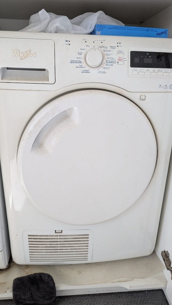 Wasmachine en Droogkast, Elektronische apparatuur, Gebruikt, Ophalen, Handwasprogramma, 1200 tot 1600 toeren