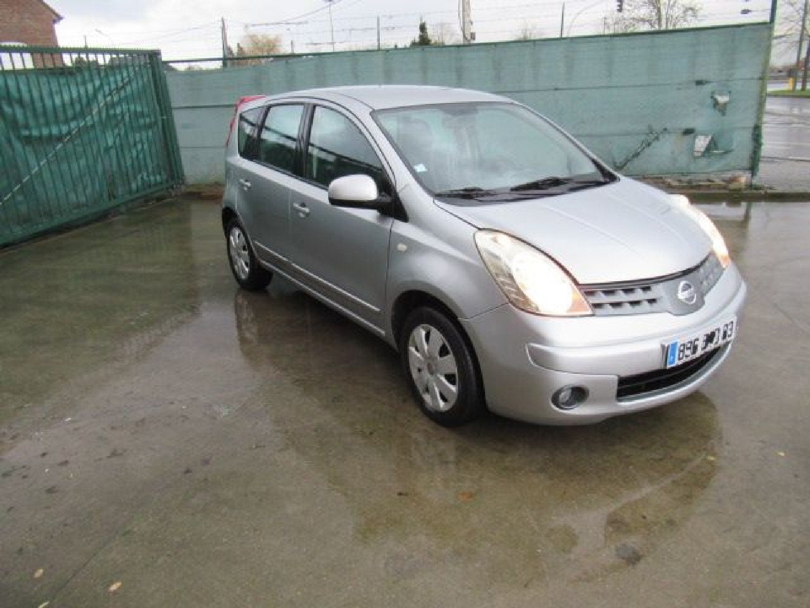 NISSAN NOTE  DIESEL 12/07, ABS, Bedrijf, Zilver of Grijs, https://public.car-pass.be/vhr/9f89e685-9d39-4bbd-9195-1dfe84dcbda0