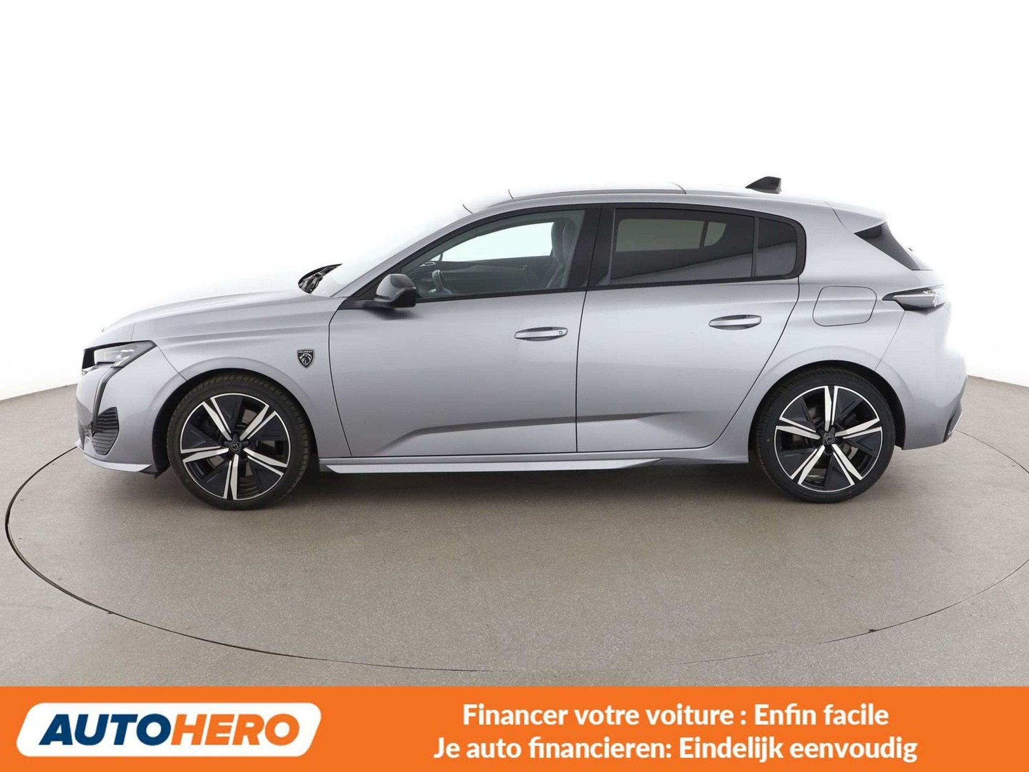 Peugeot 308 1.6 Hybrid GT (année de construction 2022), https://public.car-pass.be/vhr/40906a4f-d378-430e-8883-0d574f5de72b, Argent ou Gris