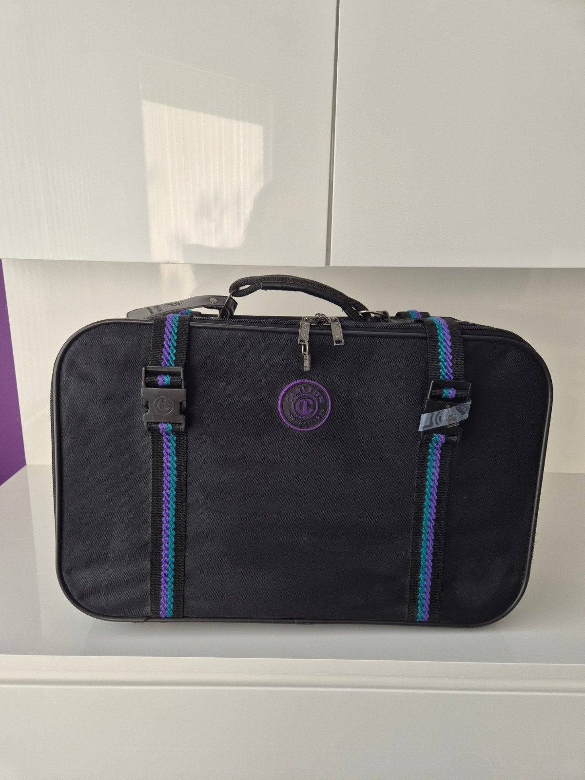 Valise cabine Carlton International 56 cm – Très bon état