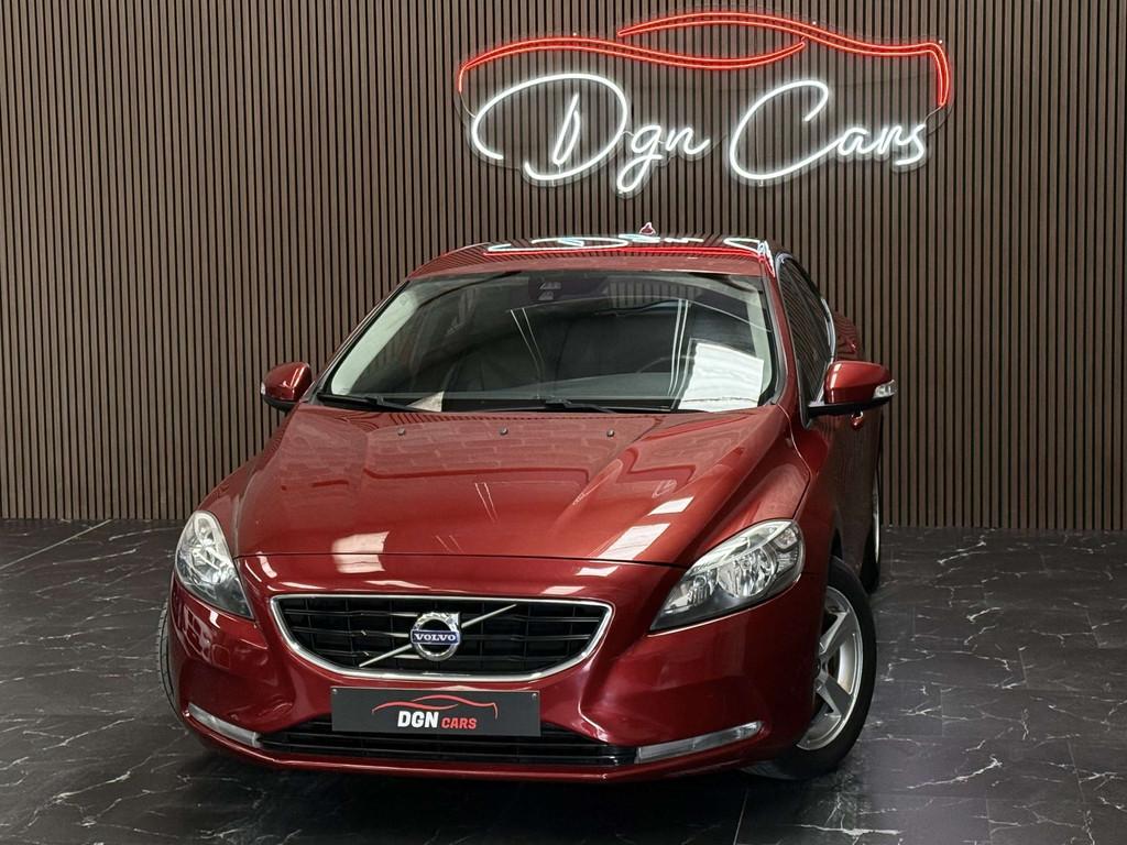 Volvo V40 V40 1.6 D2 Ocean Race Powershift (bj 2014), Auto's, Volvo, Automaat, Gebruikt, Zwart, 4 cilinders