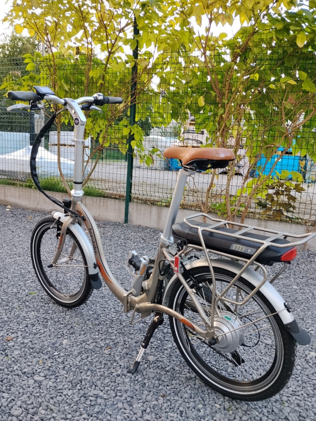 Vélo électrique pliable Bizobike - comme neuf, Neuf, Vitesses, Frein sur jante, 18 à 20 pouces