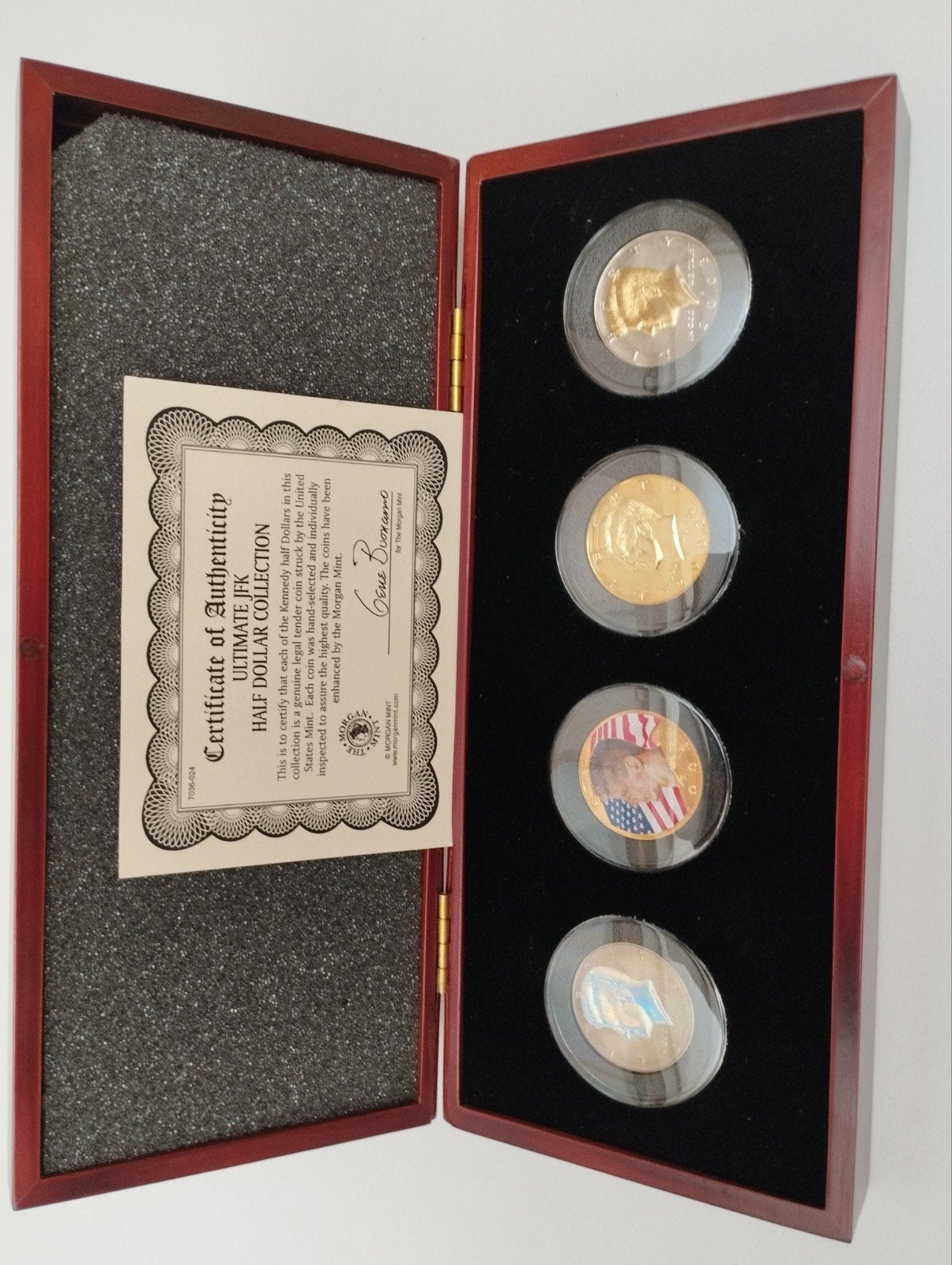 4 herdenking munten over John Kennedy met citificat kleur ve, Ophalen