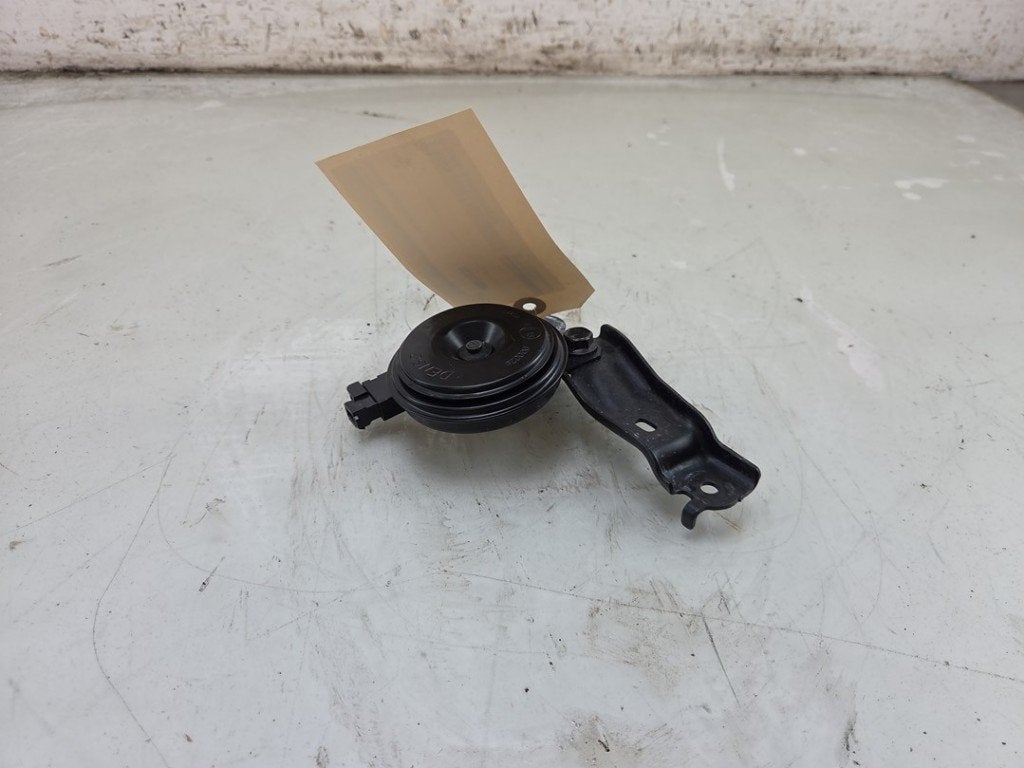 CLAXON Toyota Yaris Cross (PB1 / PJ1) (|865200D050|), Auto-onderdelen, Dhr. J. Ham, Gebruikt, Administratie@autoham.nl, Toyota