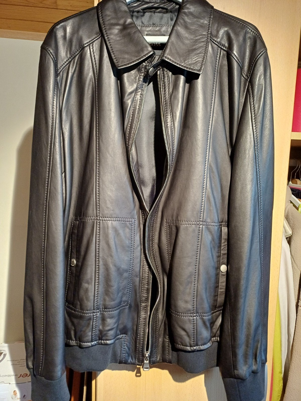 Nouveau gilet en cuir d'agneau de BOSS, Neuf, Enlèvement ou Envoi, Taille 56/58 (XL), Hugo Boss