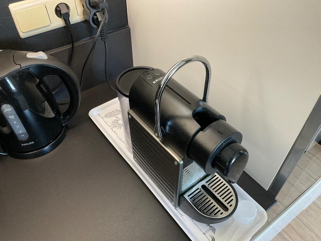 Nespresso-koffiezetapparaat KRUPS in werkende staat #15,00€, Elektronische apparatuur, Ophalen, Gebruikt, Espresso apparaat, 1 kopje