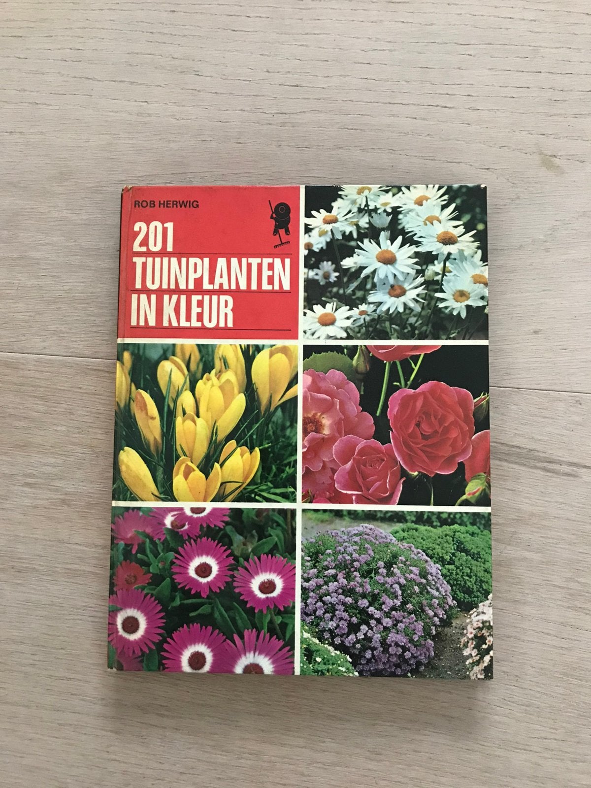 201 tuinplanten in kleur (Rob Herwig), Boeken, Wonen en Tuinieren, Ophalen of Verzenden, Gelezen, Tuinieren en Tuinplanten