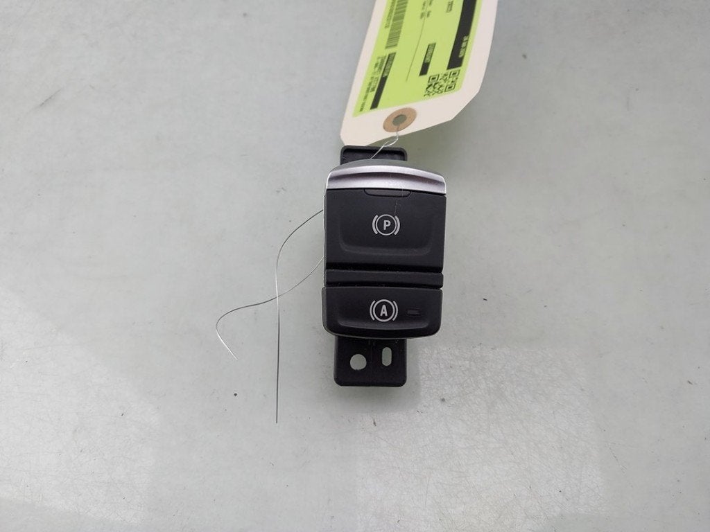 HANDREMSCHAKELAAR Megane IV Estate (RFBK) (|251752075R|), Auto-onderdelen, Interieur en Bekleding, Renault, Gebruikt