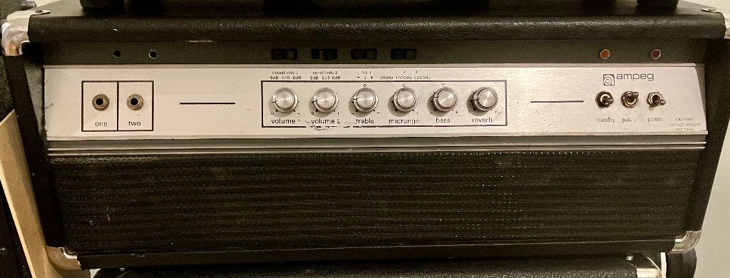 Ampeg 70's V4 and cabs, Ophalen, Gebruikt, Basgitaar, 100 watt of meer