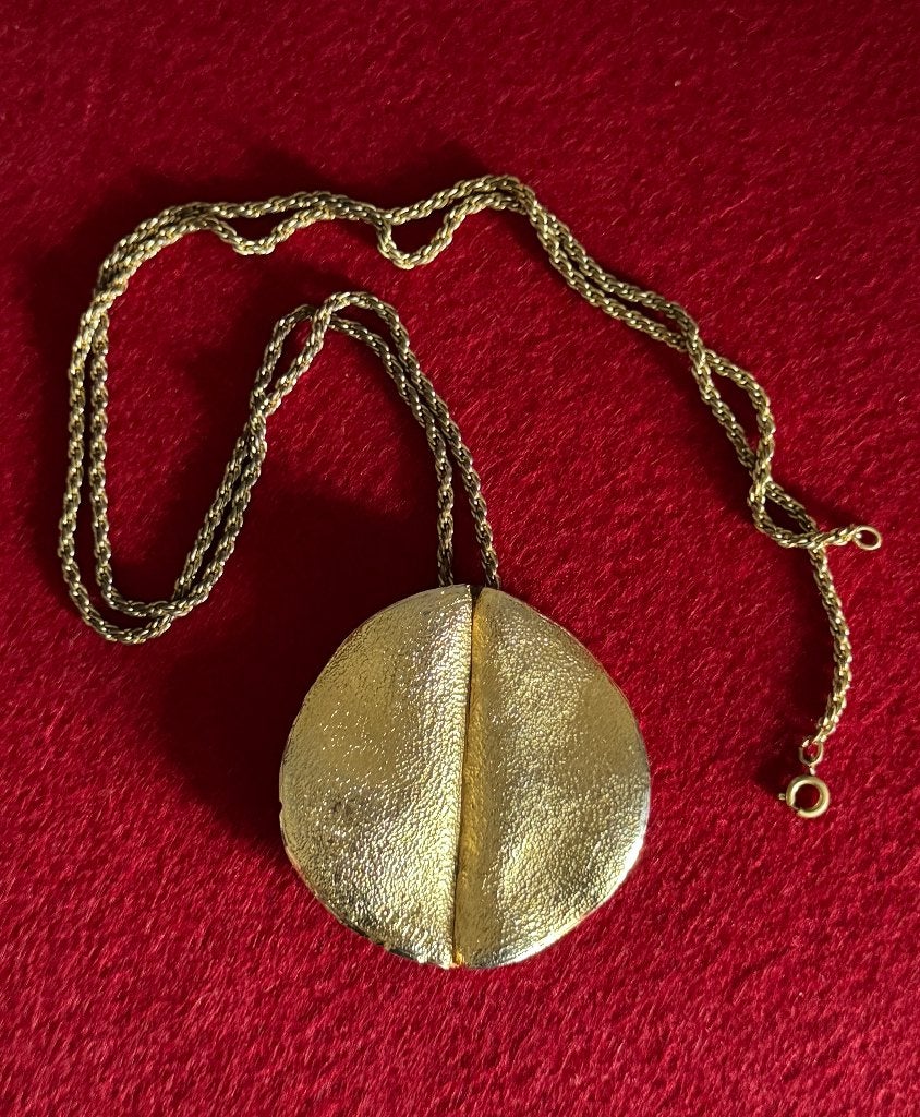 Collier Vintage Vogue Bijoux VB des Années 70, Bijoux, Sacs & Beauté, Bijoux anciens, Enlèvement ou Envoi, Autres matériaux, Collier