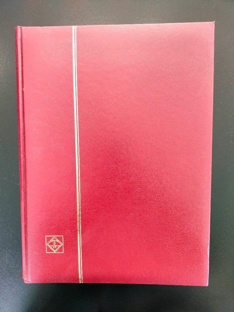 rood postzegelalbum Leuchtturm - 60 witte pag. - ALS NIEUW, Verzenden, Verzamelalbum