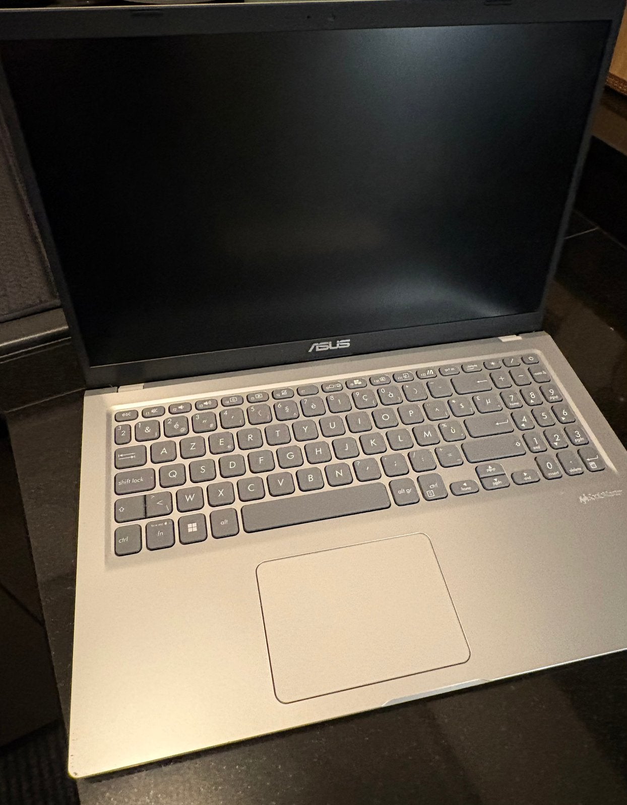 ASUS VivoBook—Webcam—Windows 11–SSD, Ophalen, 15 inch, Zo goed als nieuw, SSD