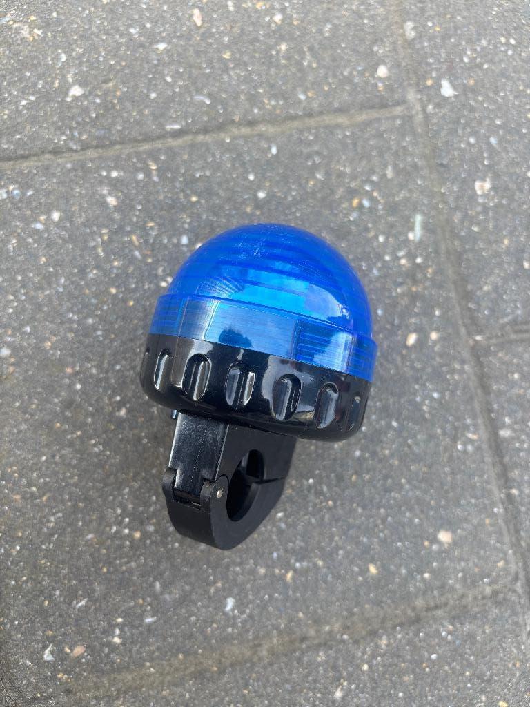 zwaailicht kinderfiets, Fietsen en Brommers, Fietsaccessoires | Fietsverlichting, Ophalen of Verzenden, Zo goed als nieuw, Batterij