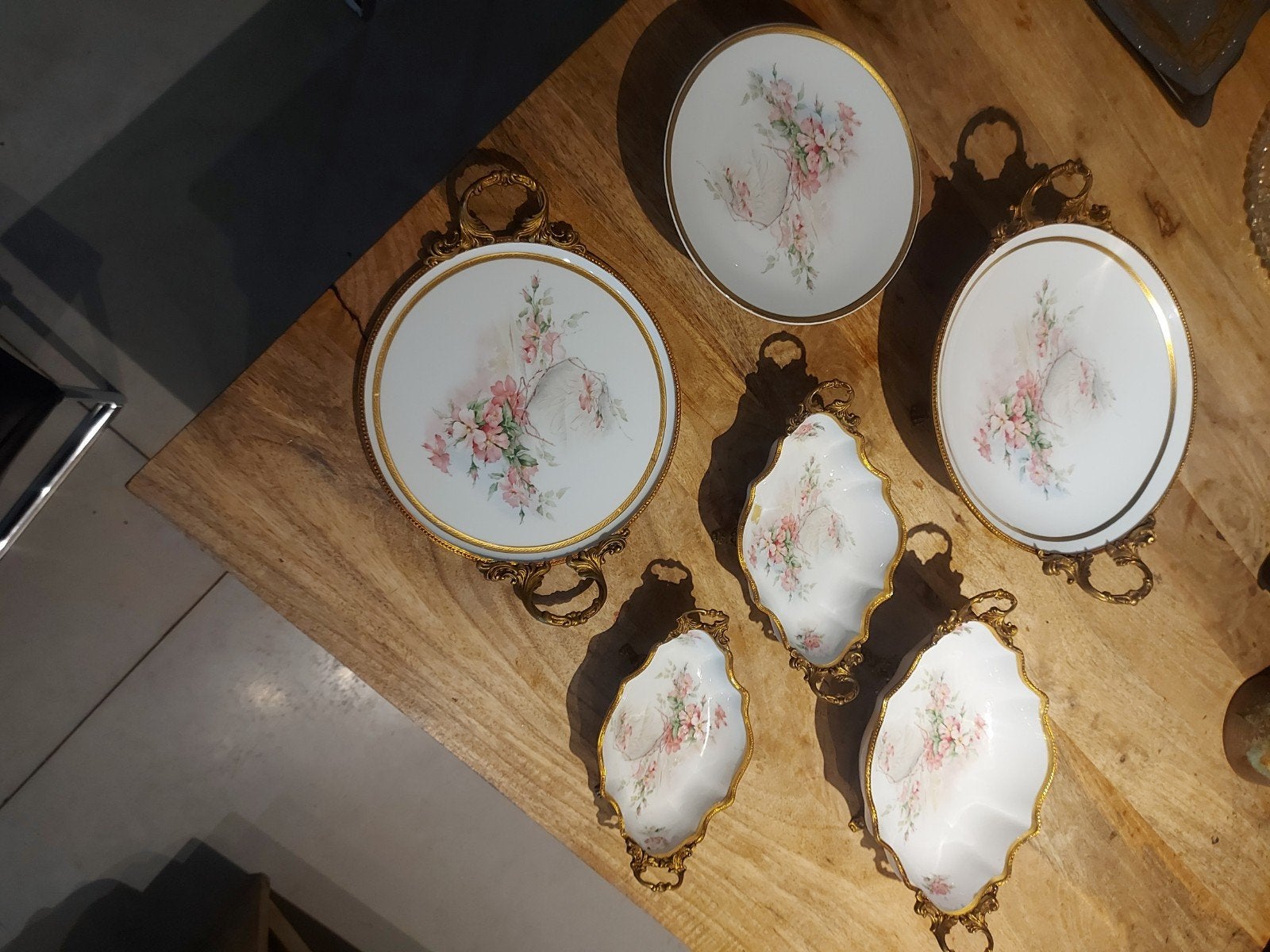 Magnifique vaisselle 6 pièces en porcelaine de Limoges — élé, Antiquités & Art, Antiquités | Services (vaisselle) complet, Enlèvement