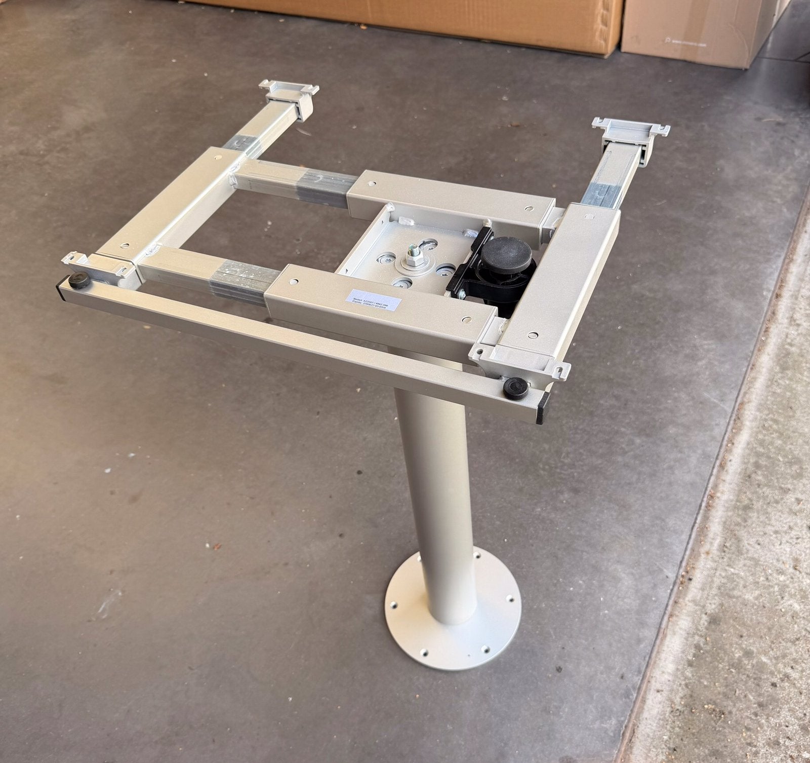 Table Camper Leg (cadre), Caravanes & Camping, Enlèvement, Comme neuf
