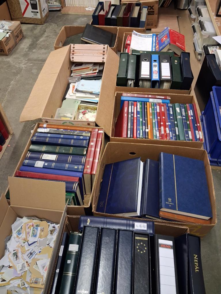 Immense lot de timbres à travers le monde, Timbres & Monnaies, Timbres | Timbres thématiques, Enlèvement