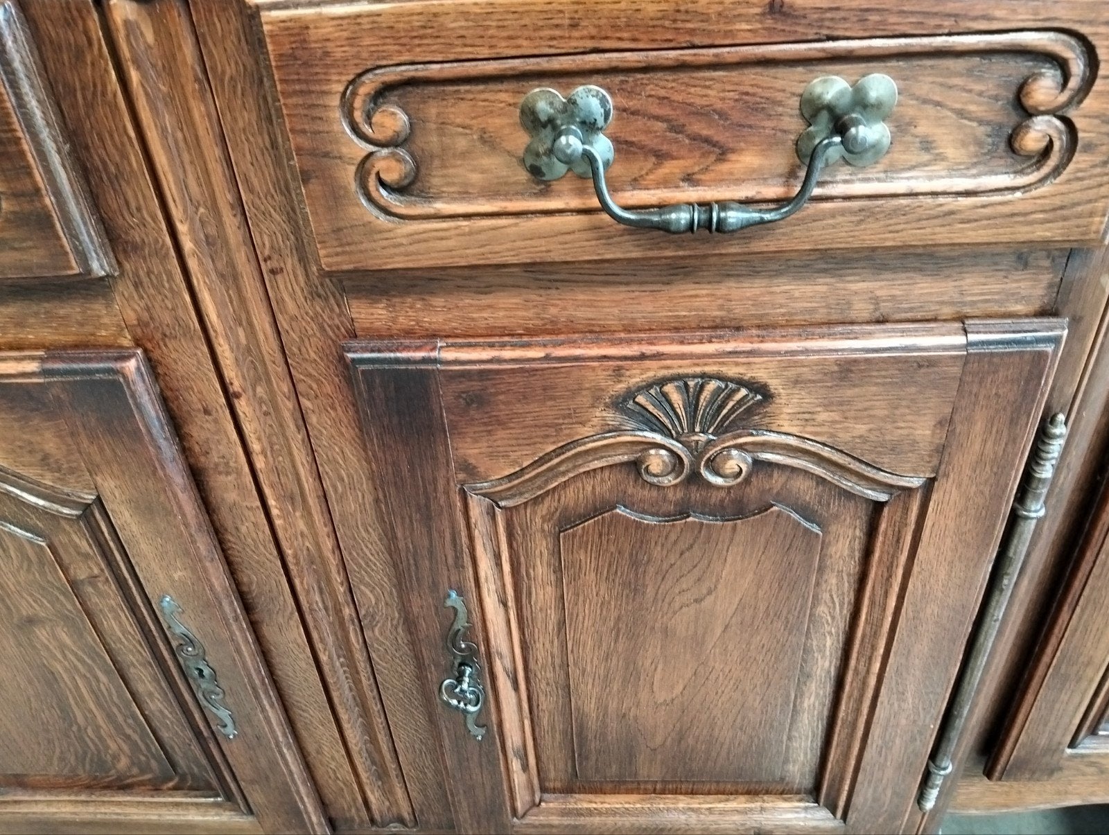 Eiken Louis XV dressoir, Huis en Inrichting, Kasten | Dressoirs, Ophalen