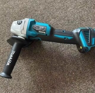 Disqueuse makita, Bricolage & Construction, Outillage | Meuleuses, Enlèvement ou Envoi