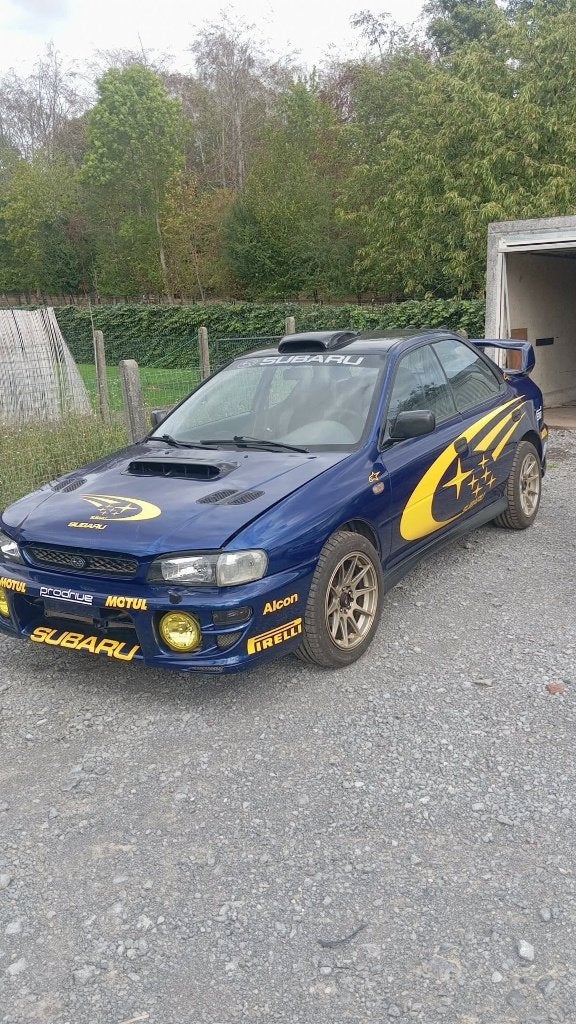 subaru impreza 1800 cc, Autos, Subaru, Achat, Entreprise, Noir, Impreza